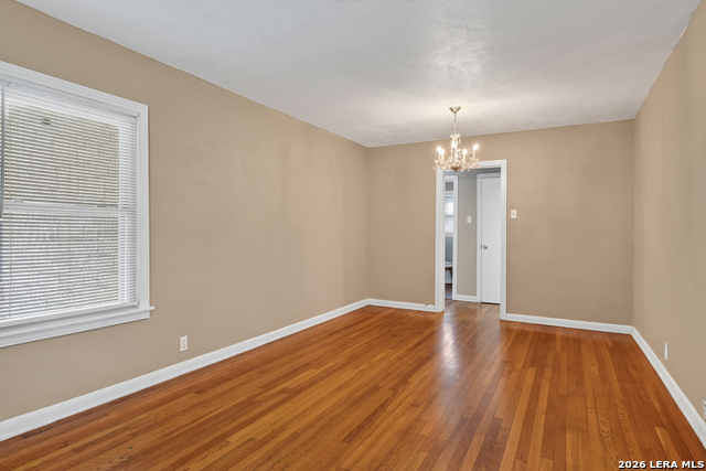 1322 W Malone Property Photo 4