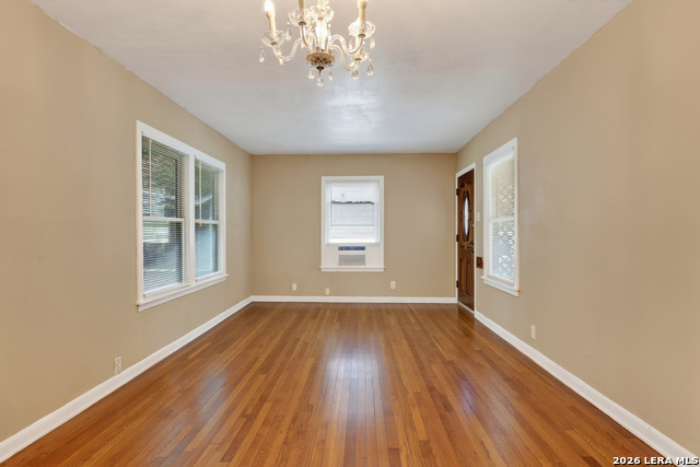 1322 W Malone Property Photo 7
