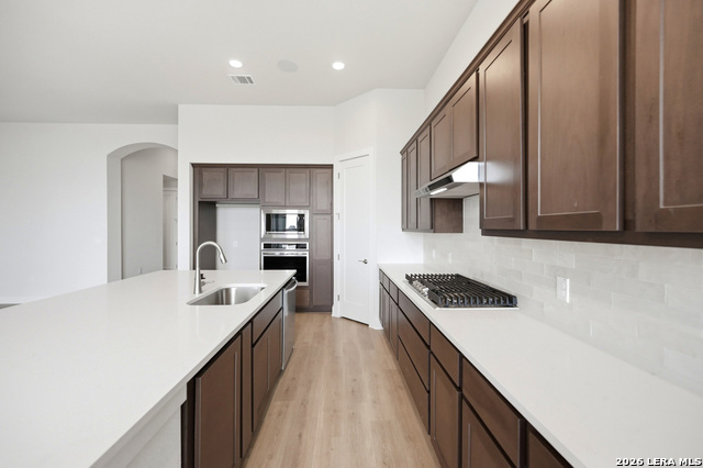 1106 Neria Loop Property Photo 5