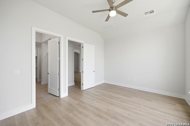 1106 Neria Loop Property Photo 13