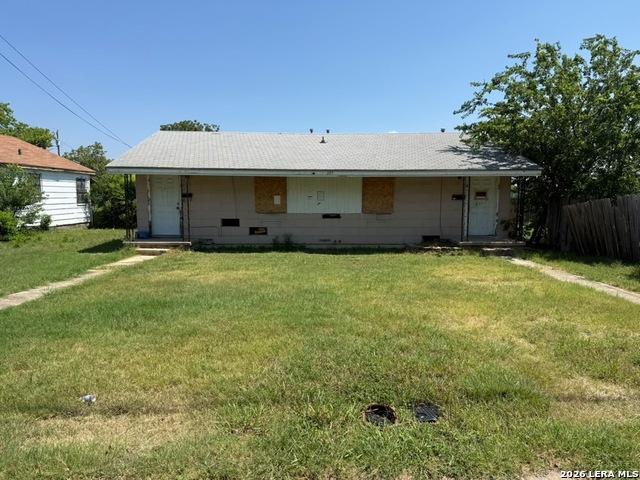 207 W Anderson Ave Property Photo 4