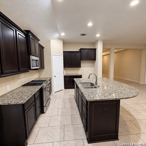 2051 Hardee Pass Property Photo 8