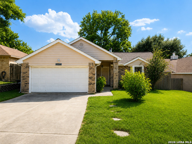 7723 Apple Grn Property Photo 1