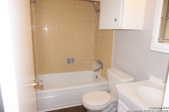 202 Brenda Dr Property Photo 13