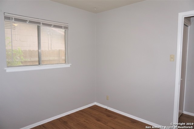 202 Brenda Dr Property Photo 14