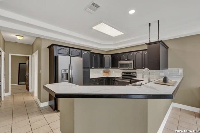 581 Lorne Property Photo 8
