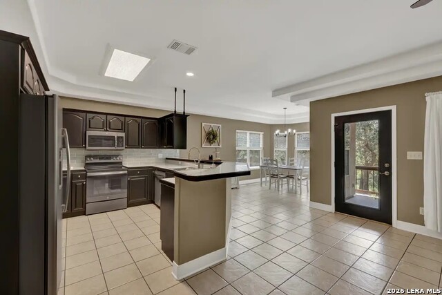 581 Lorne Property Photo 9