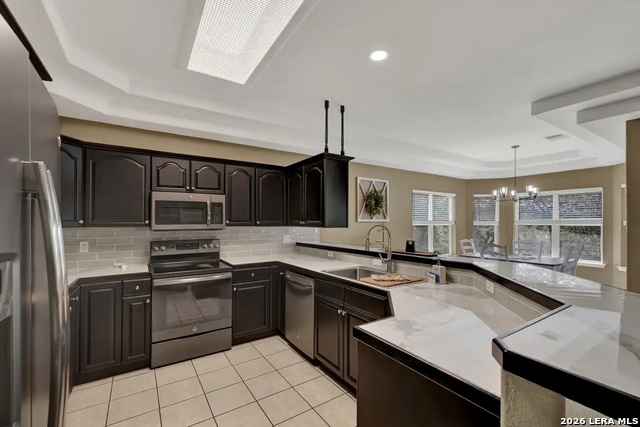 581 Lorne Property Photo 10