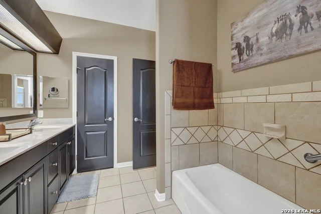 581 Lorne Property Photo 16