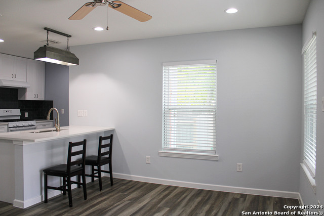 1475 Contour Dr Property Photo 7