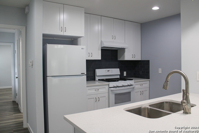 1475 Contour Dr Property Photo 10