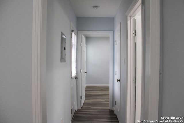 1475 Contour Dr Property Photo 12