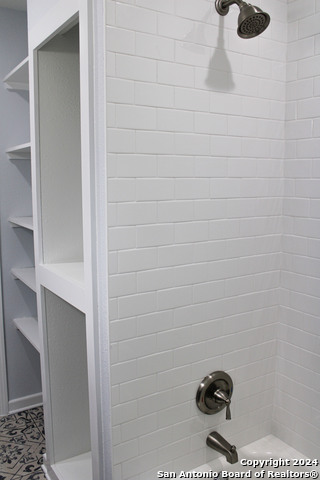 1475 Contour Dr Property Photo 15