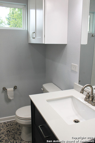 1475 Contour Dr Property Photo 16