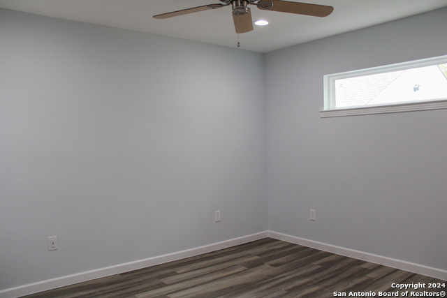 1475 Contour Dr Property Photo 20