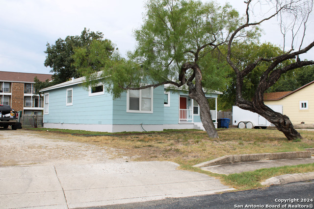 1475 Contour Dr Property Photo 24