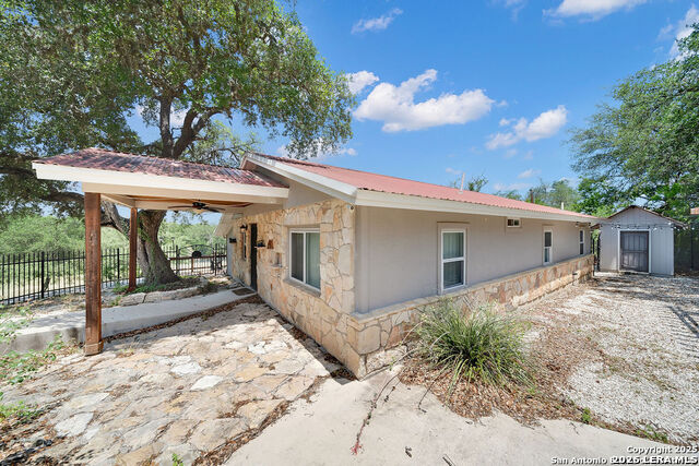 690 Windrush Property Photo 2