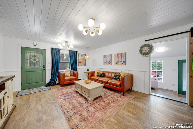 690 Windrush Property Photo 8