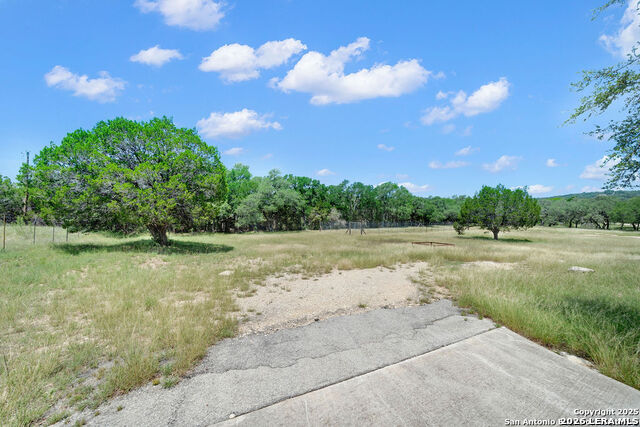 690 Windrush Property Photo 24