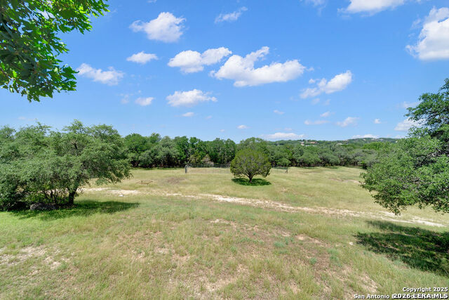 690 Windrush Property Photo 25