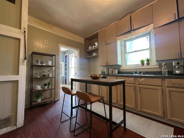 423 Barrett Place Property Photo 8