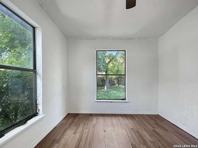 423 Barrett Place Property Photo 12