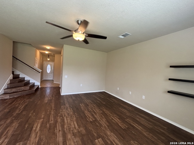 7118 Hibiscus Fls Property Photo 6