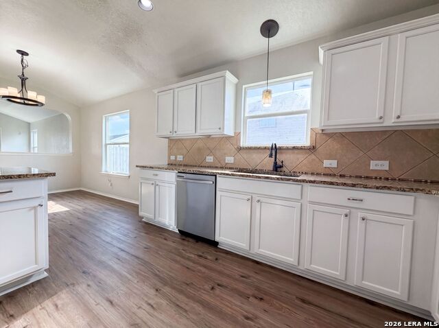 2886 Oakbranch Rdg Property Photo 2