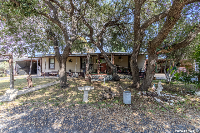 88 Walnut St Property Photo 1