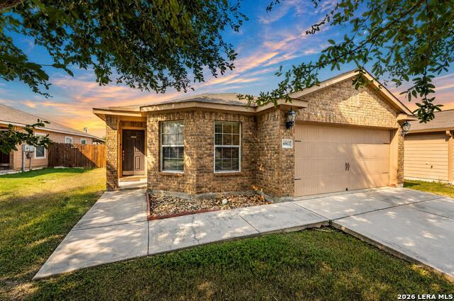 6902 Luckey Path Property Photo 2