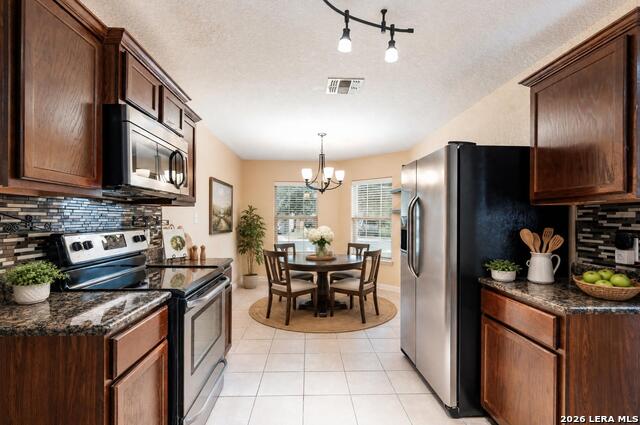 6902 Luckey Path Property Photo 6