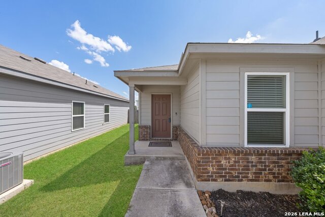 6922 Phoenix Path Property Photo 3