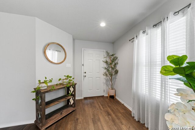 6922 Phoenix Path Property Photo 4