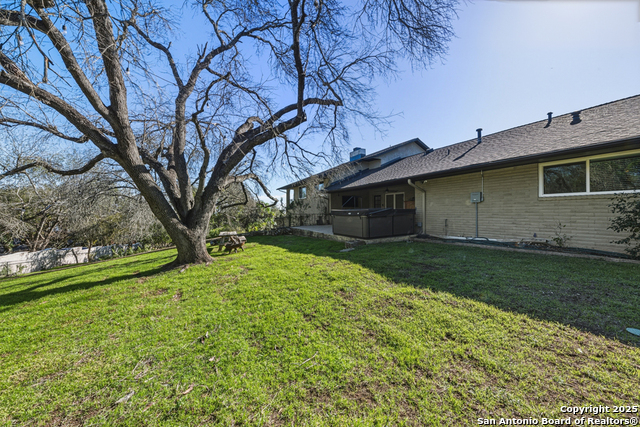 21 Royal Crst Property Photo 32