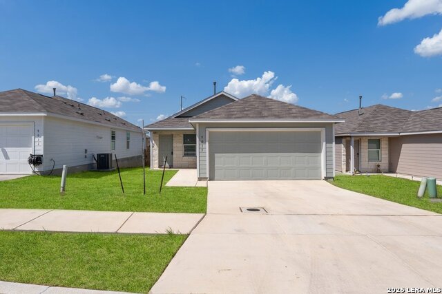 9015 Sumners Wise Property Photo 1