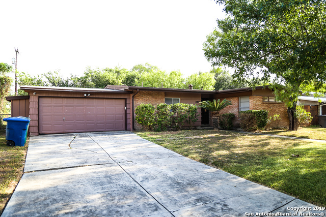 2819 Bent Bow Dr Property Photo 2