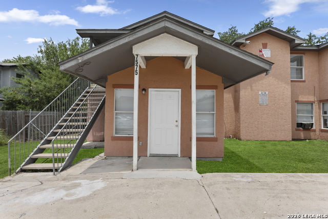 7575 Windsor Oaks Property Photo 10