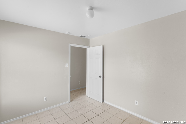 7575 Windsor Oaks Property Photo 19