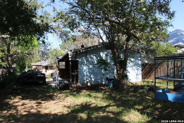 717 Omand Property Photo 6