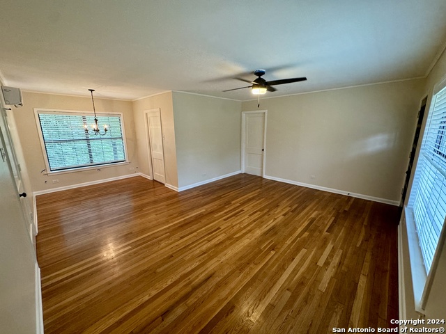433 W Hollywood Ave Property Photo 6