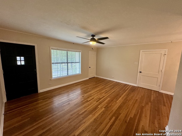 433 W Hollywood Ave Property Photo 7