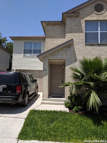 19 Fannin Post Property Photo 1
