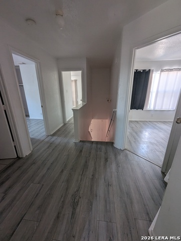 19 Fannin Post Property Photo 6