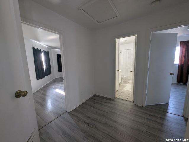 19 Fannin Post Property Photo 7