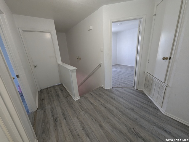 19 Fannin Post Property Photo 8
