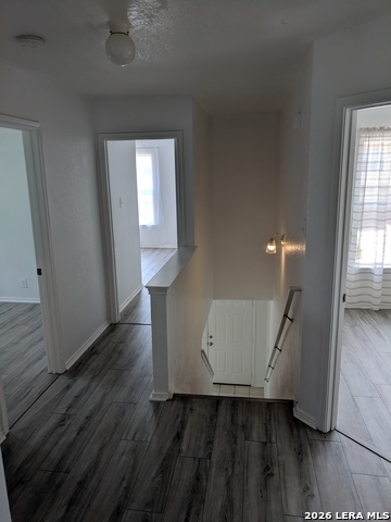 19 Fannin Post Property Photo 11