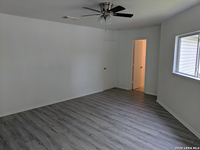 19 Fannin Post Property Photo 12