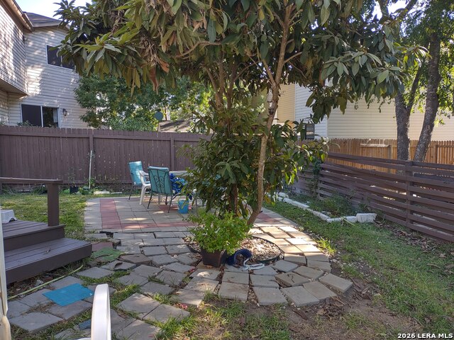 19 Fannin Post Property Photo 33