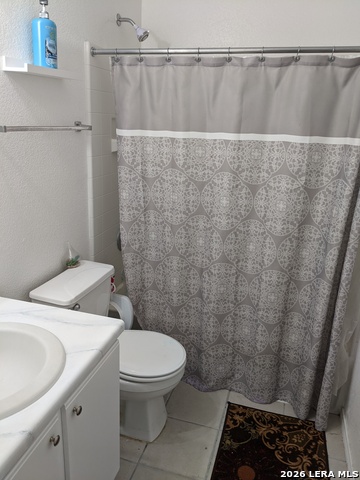 19 Fannin Post Property Photo 36