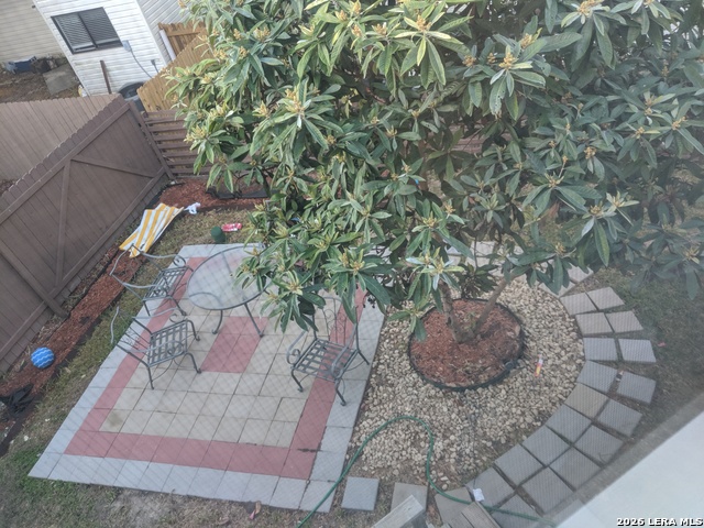 19 Fannin Post Property Photo 42